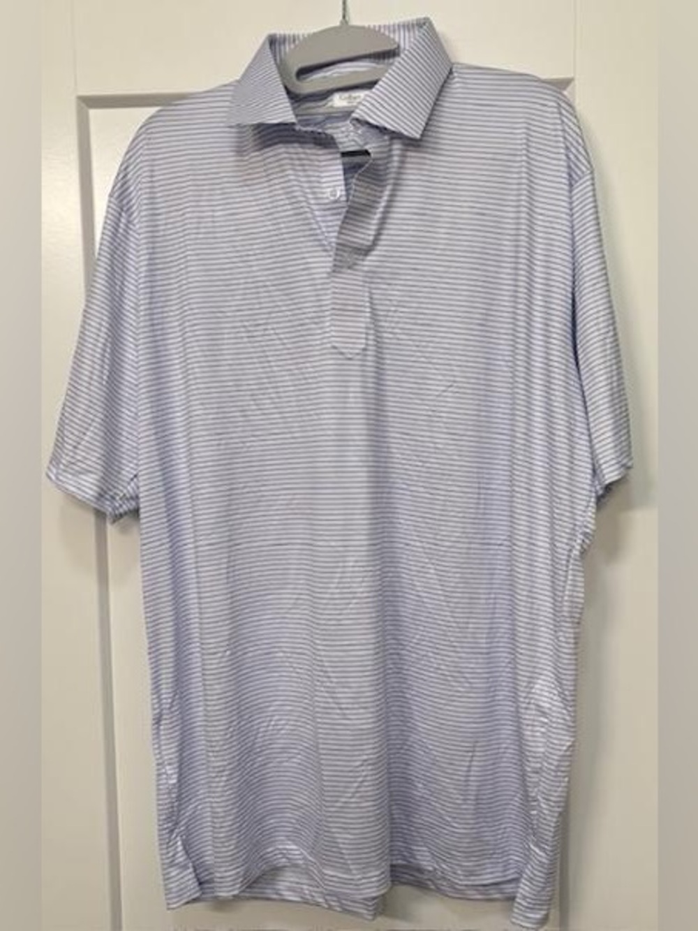 NWOT Collars & Co Featherweight Flex Polo Shirt Light Blue & White Stripped